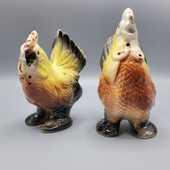 Vintage Rooster & Hen Ceramic Salt & Pepper Shakers Hand Painted Japan Farmhouse - Picture 2 of 12